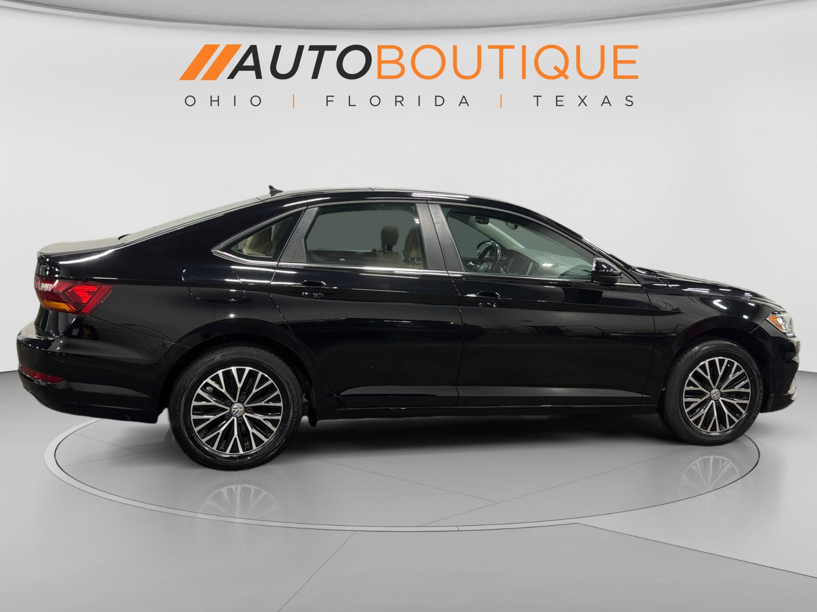 Used 2019 Volkswagen Jetta SE w/ Cold Weather Package FWD image 6