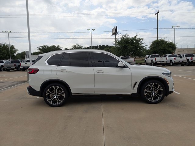 Used 2022 BMW X5 sDrive40i w/ Premium Package image 4