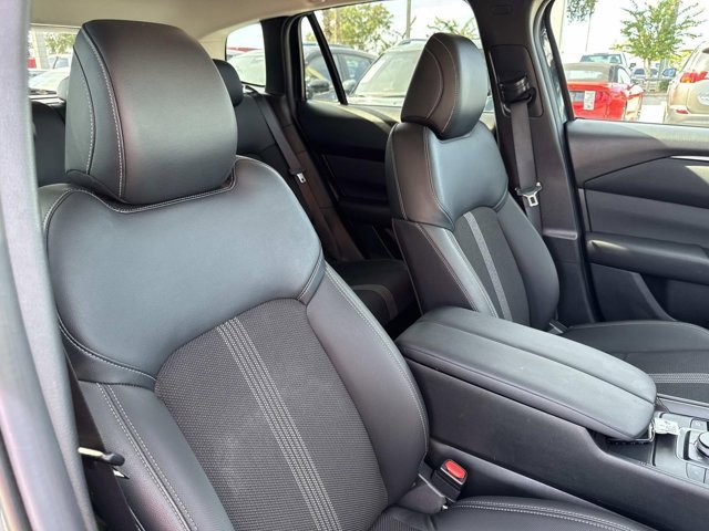 Used 2025 MAZDA CX-50 AWD 2.5 S w/ Preferred Package image 17