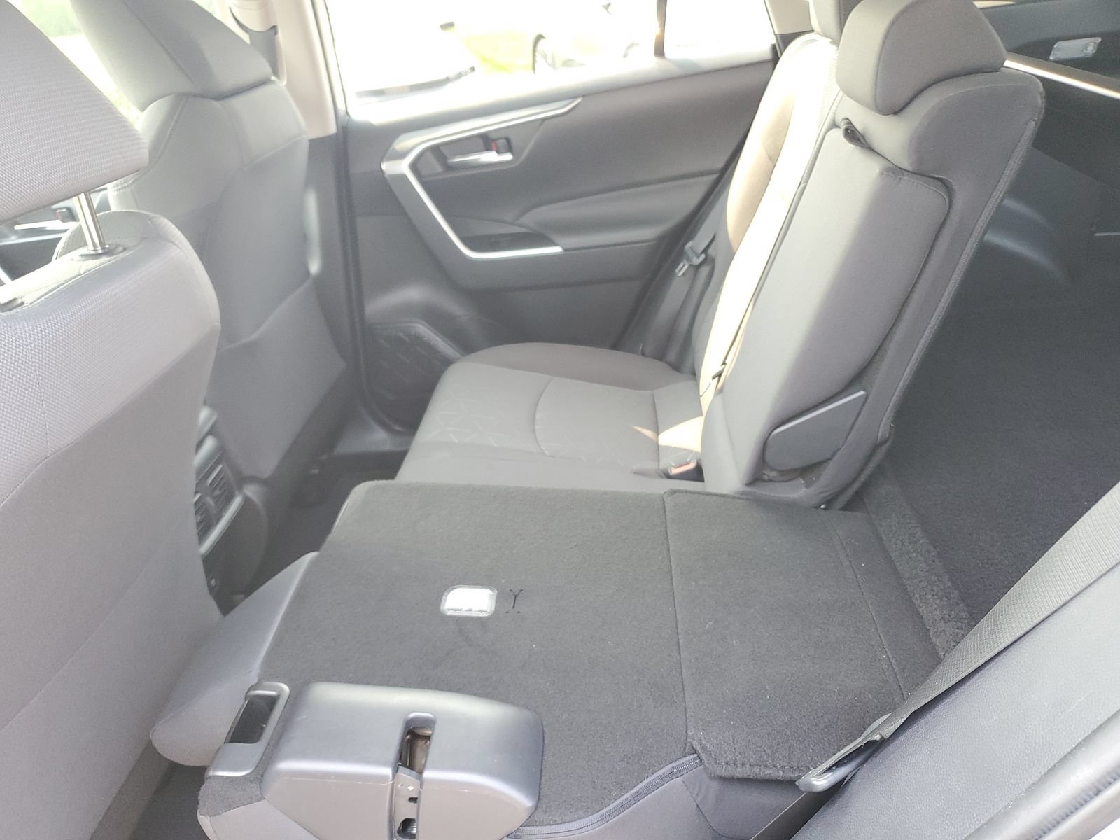 Certified 2021 Toyota RAV4 XLE FWD image 13