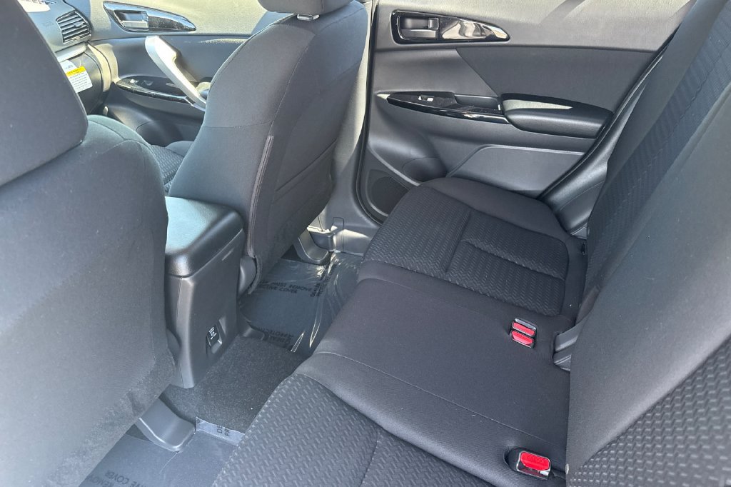 New 2026 Mitsubishi Eclipse Cross LE AWD/4WD image 14