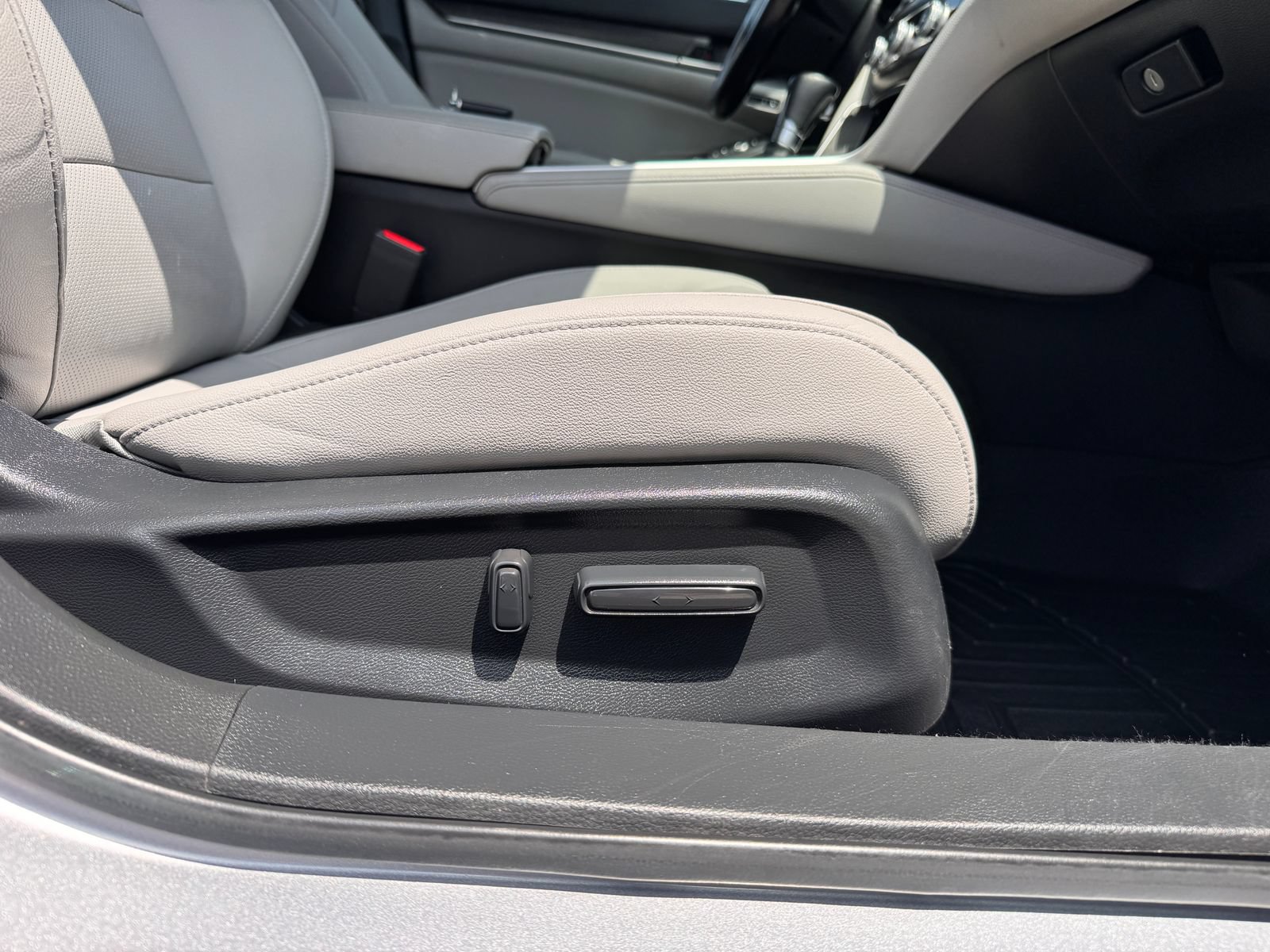 Used 2019 Honda Accord EX-L image 32