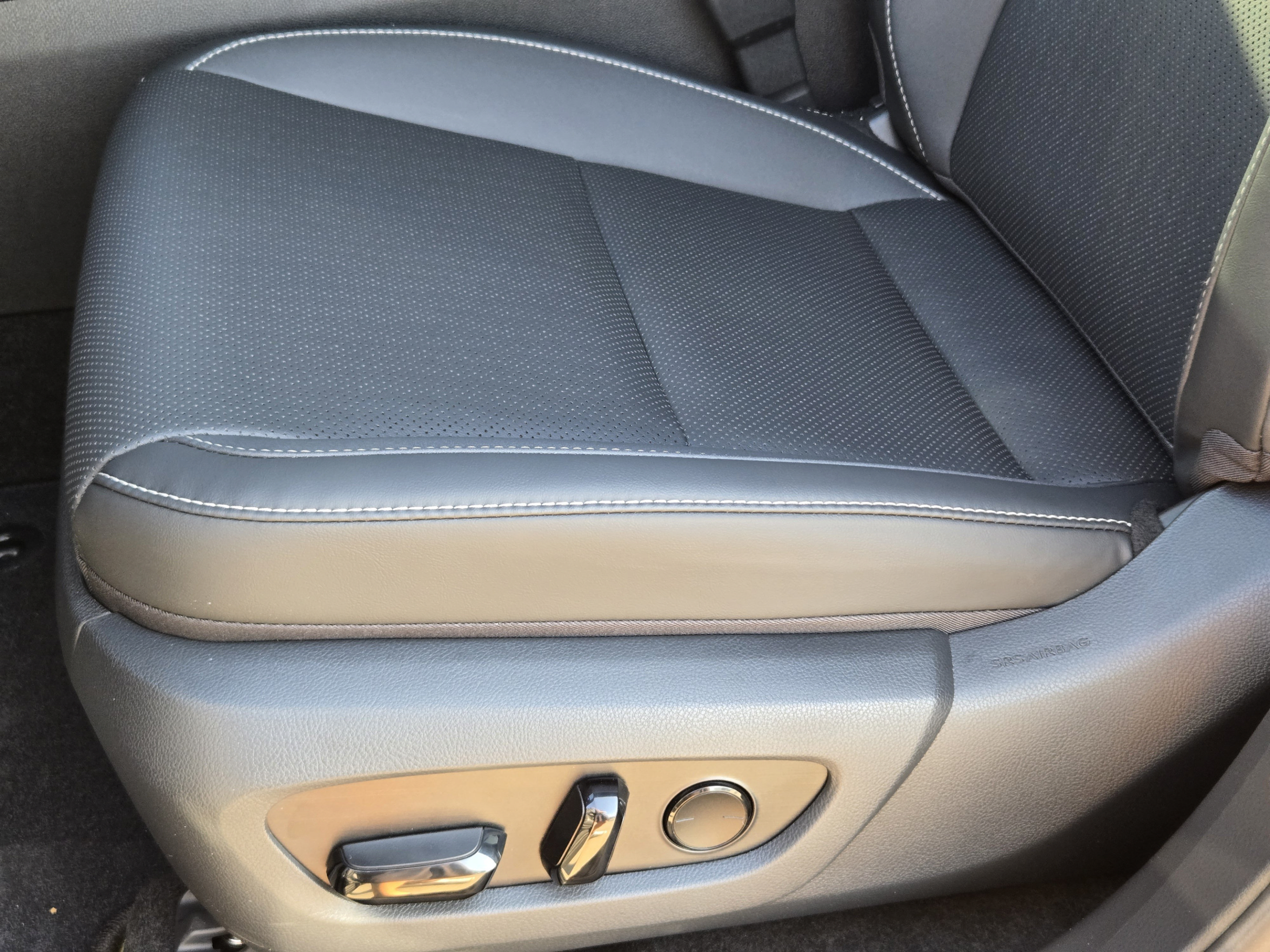 New 2026 Lexus RX 450h AWD w/ Convenience Package image 13