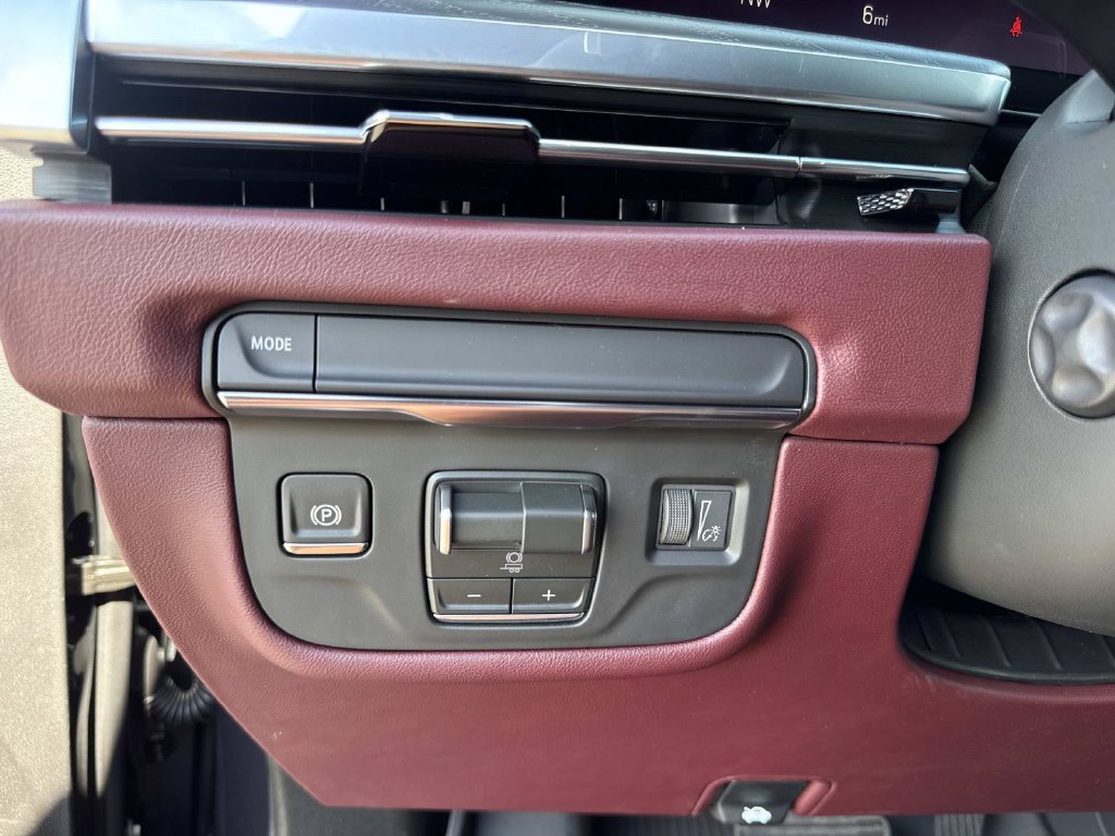 New 2026 Cadillac Escalade ESV Sport w/ LPO, Floor Liner Package RWD image 33
