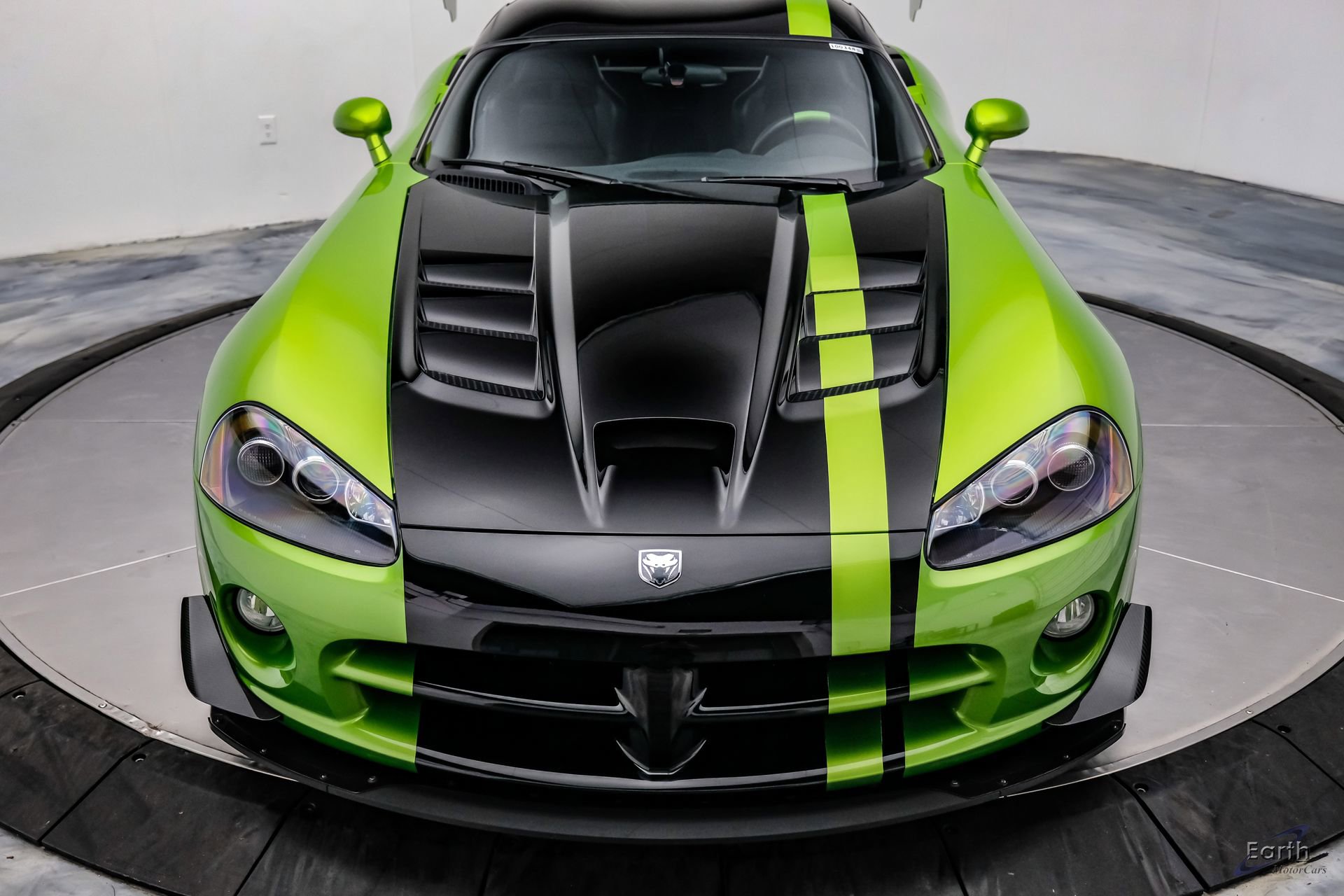 Used 2010 Dodge Viper ACR RWD image 37