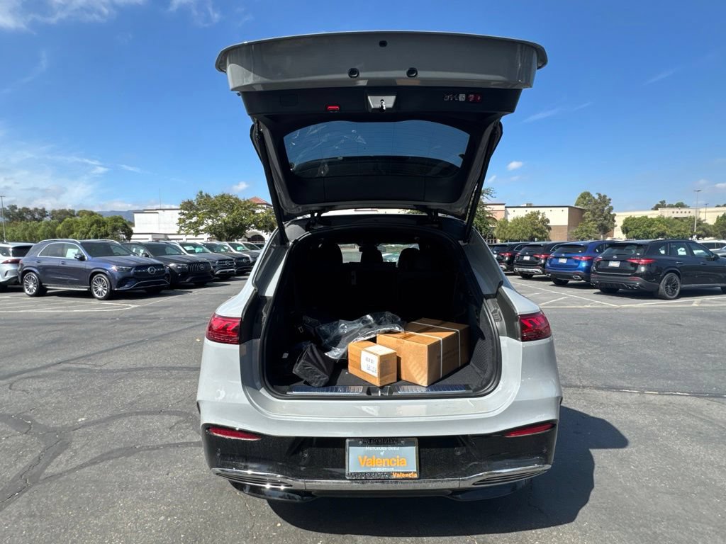 New 2026 Mercedes-Benz EQS 400 4MATIC SUV image 17