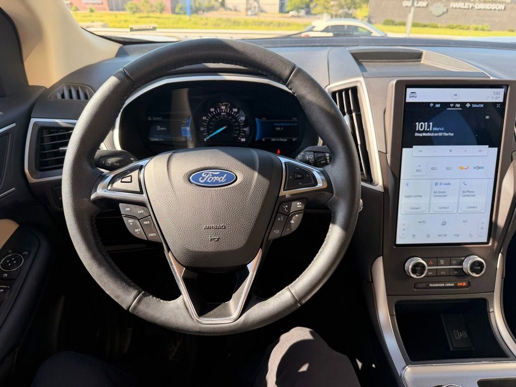 Used 2021 Ford Edge SEL w/ Convenience Package AWD/4WD image 14