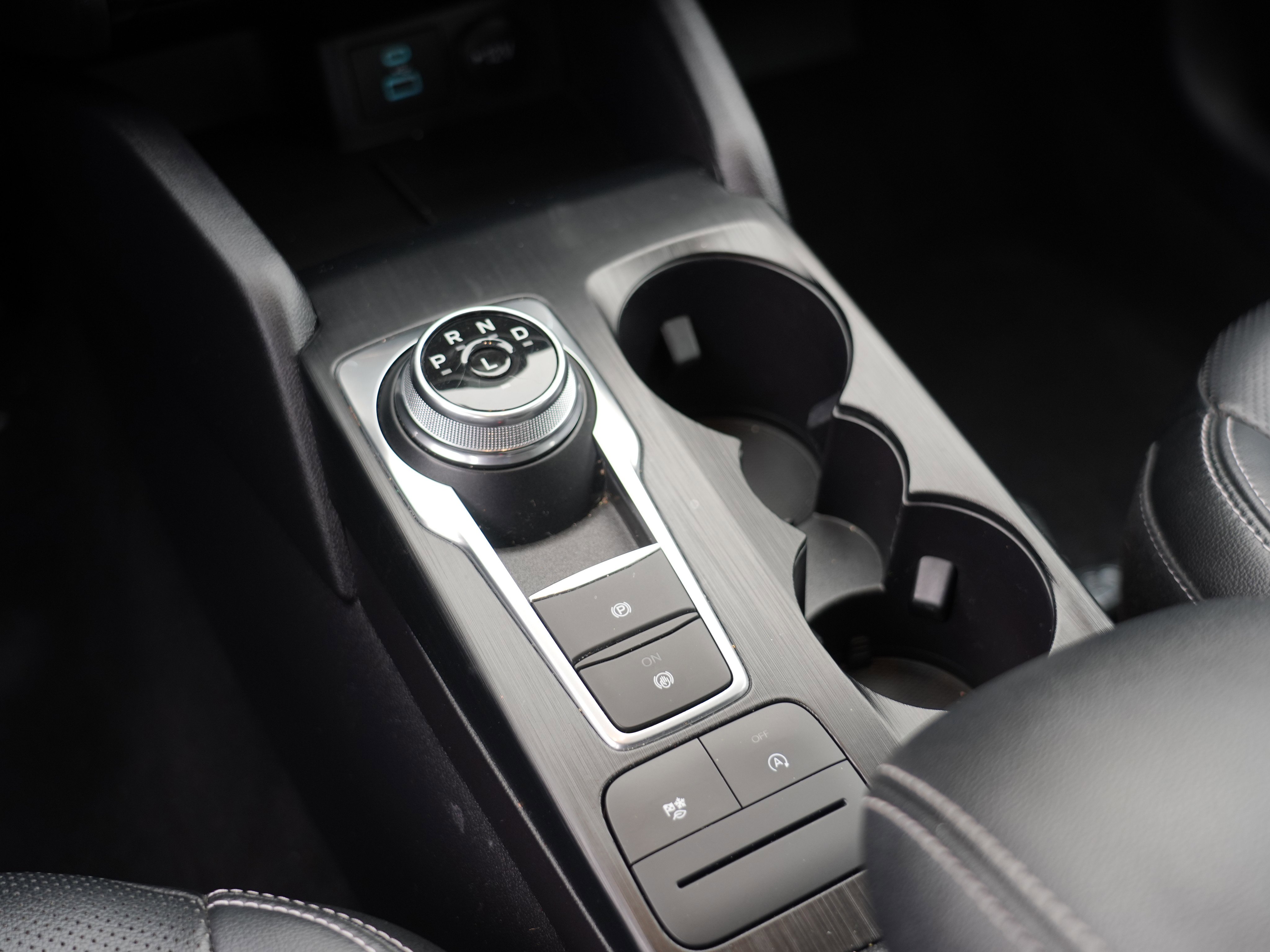 Used 2022 Ford Escape SEL image 25