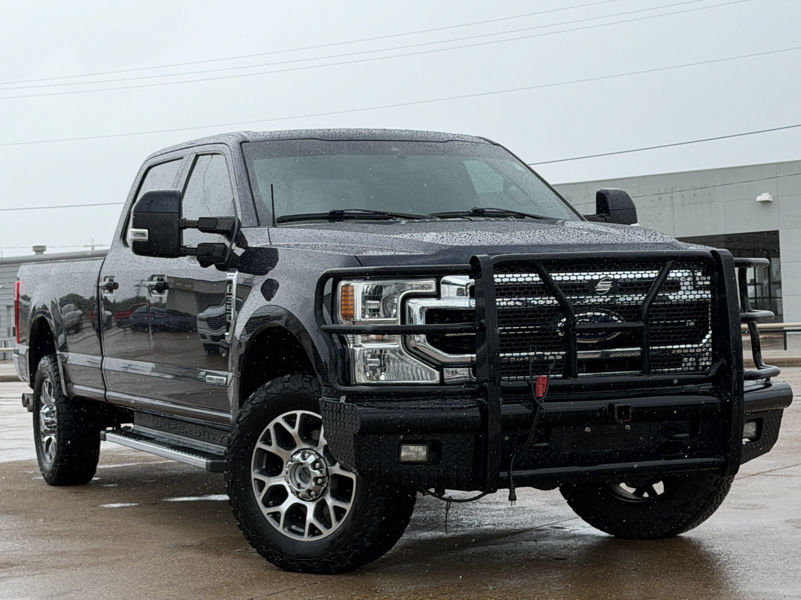 Used 2021 Ford F350 Lariat w/ Lariat Ultimate Package AWD/4WD image 2