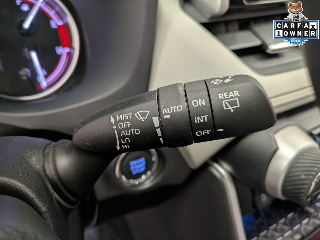 Used 2020 Toyota RAV4 Limited image 19