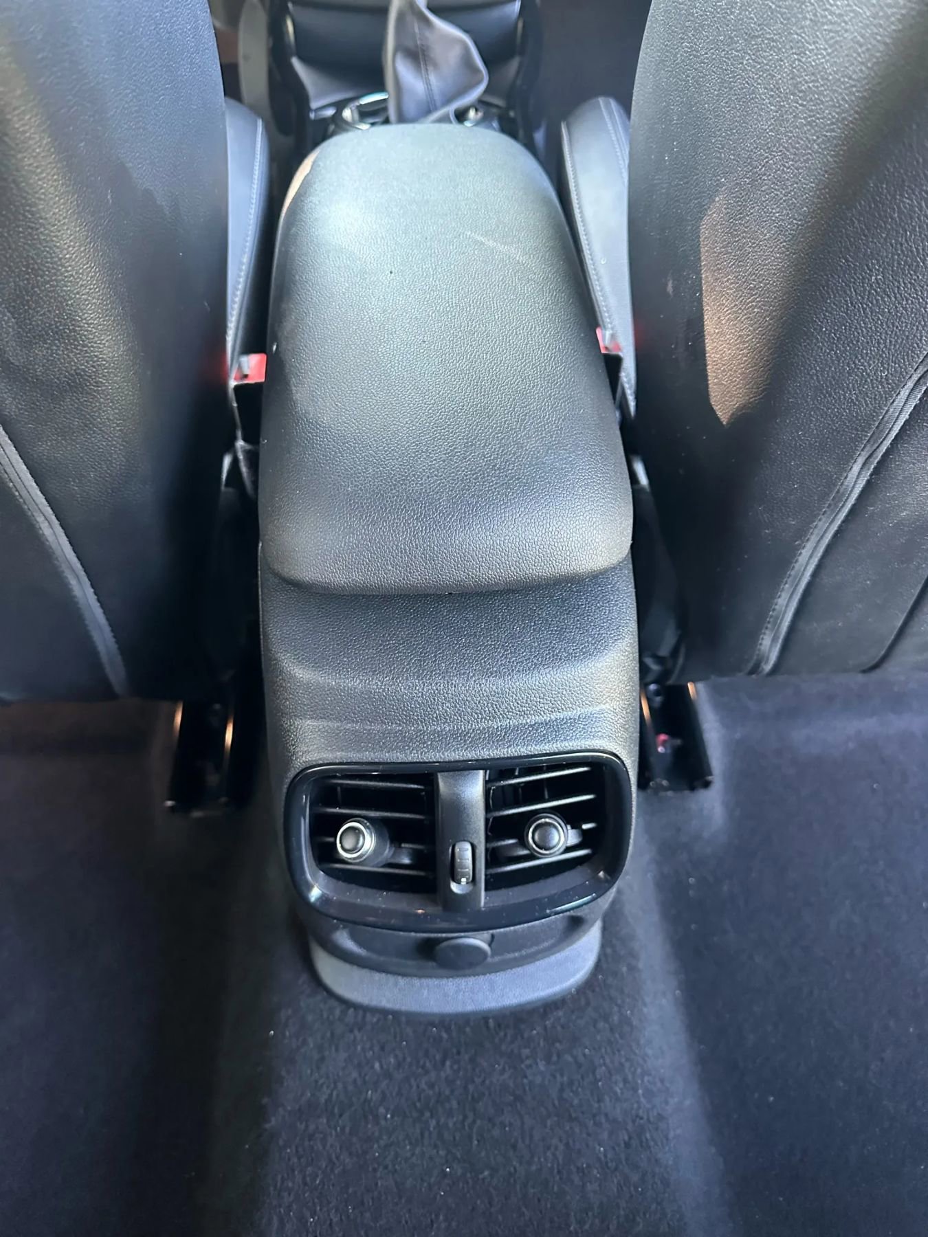 Used 2016 MINI Cooper Clubman Cooper Hatchback 4D image 28