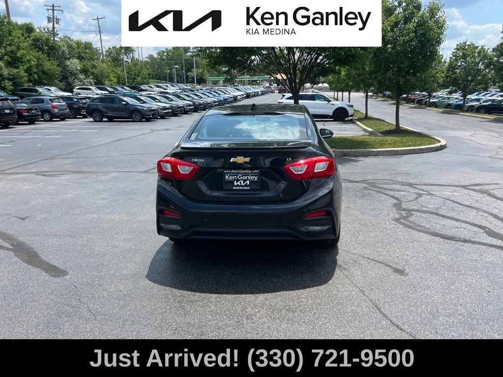 Used 2016 Chevrolet Cruze LT w/ Convenience Package FWD image 6