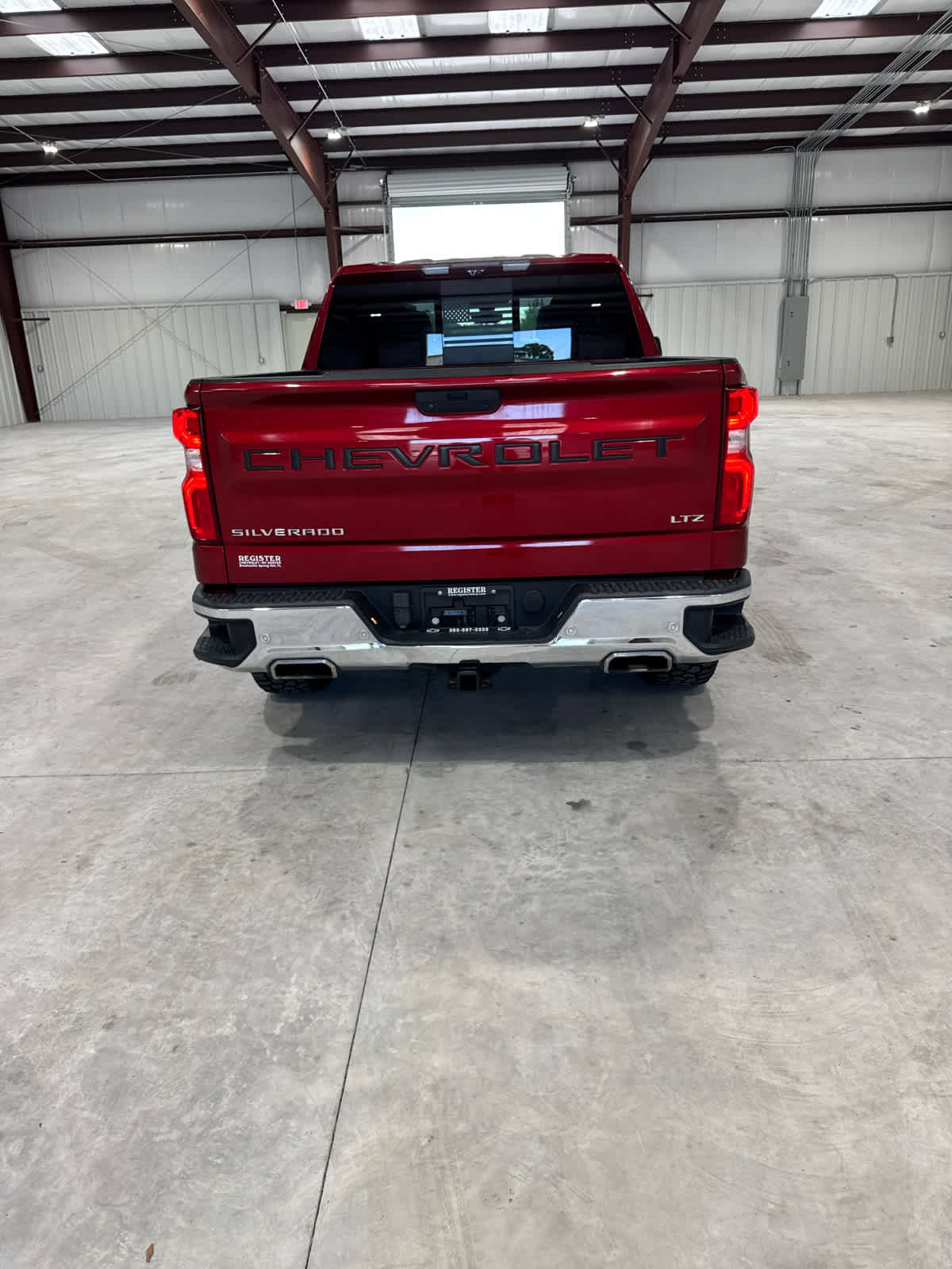 Used 2022 Chevrolet Silverado 1500 LTZ w/ LTZ Premium Package image 5