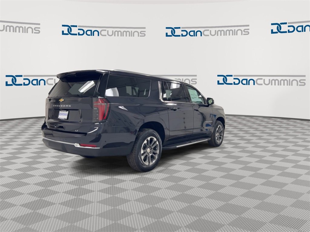 New 2026 Chevrolet Suburban LT image 8