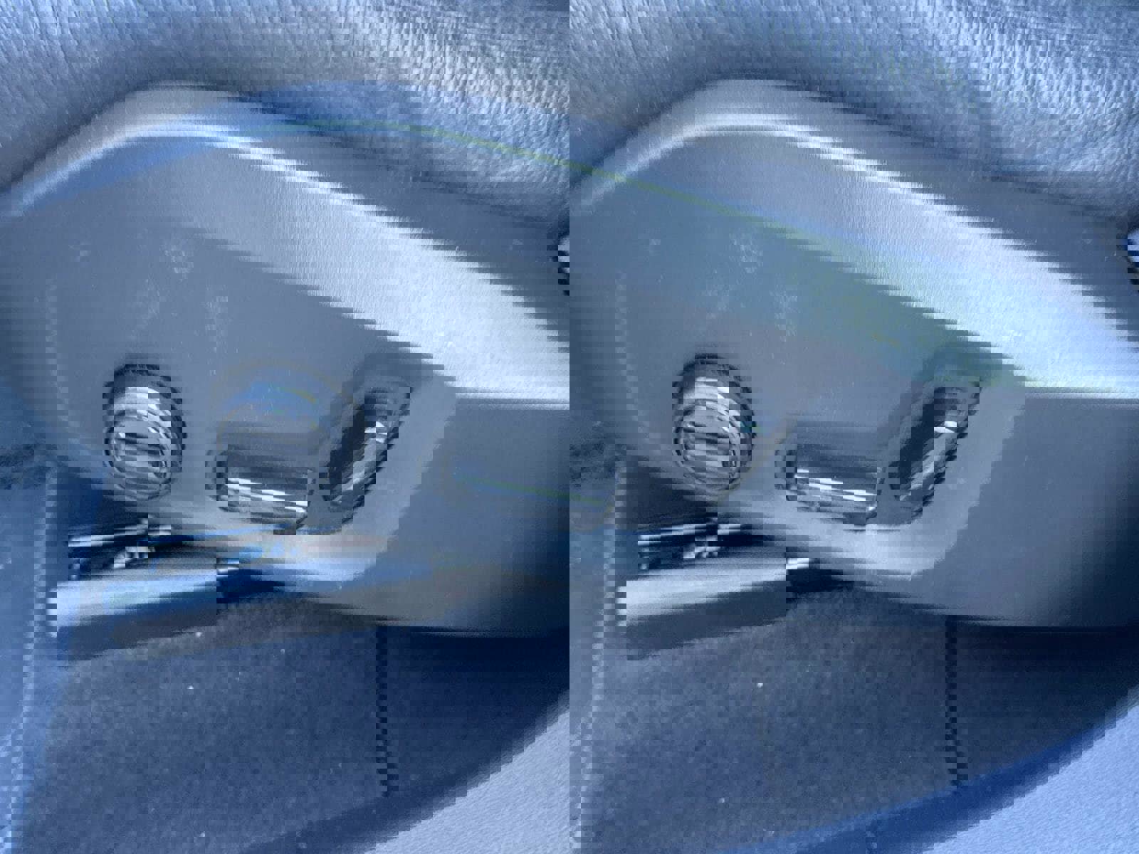 Certified 2025 Volvo XC60 B5 Plus image 18