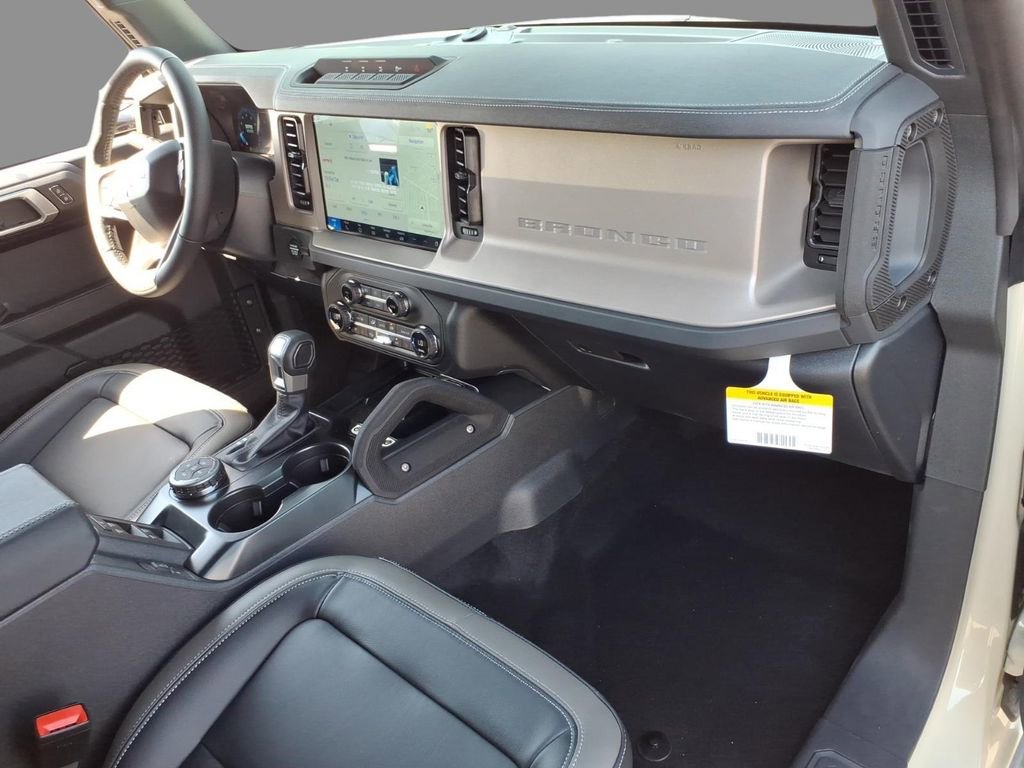 New 2026 Ford Bronco Outer Banks image 12