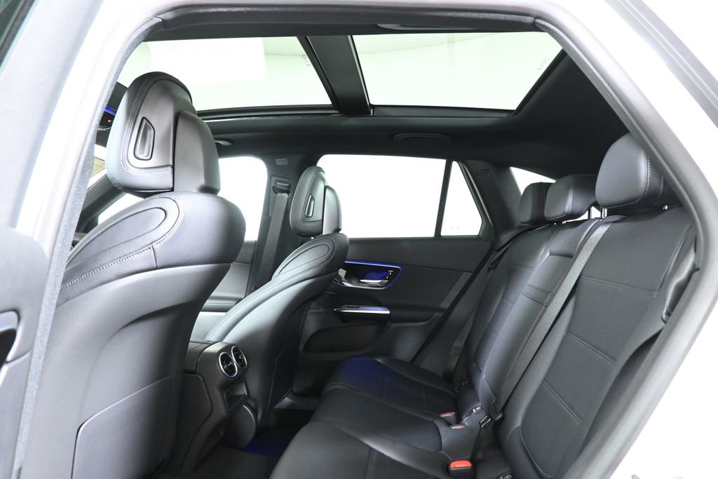 Certified 2025 Mercedes-Benz GLC 300 4MATIC image 24