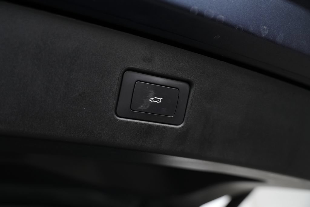 Used 2023 Fisker Ocean Extreme AWD/4WD image 16