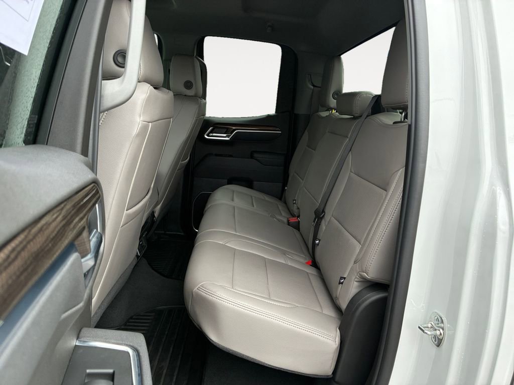 Used 2026 Chevrolet Silverado 1500 LT RWD image 13