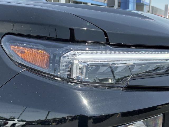 New 2026 GMC Canyon Denali w/ LPO, Denali Black Edition AWD/4WD image 13