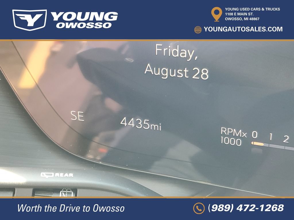 Used 2025 Buick Envision Avenir AWD/4WD image 13