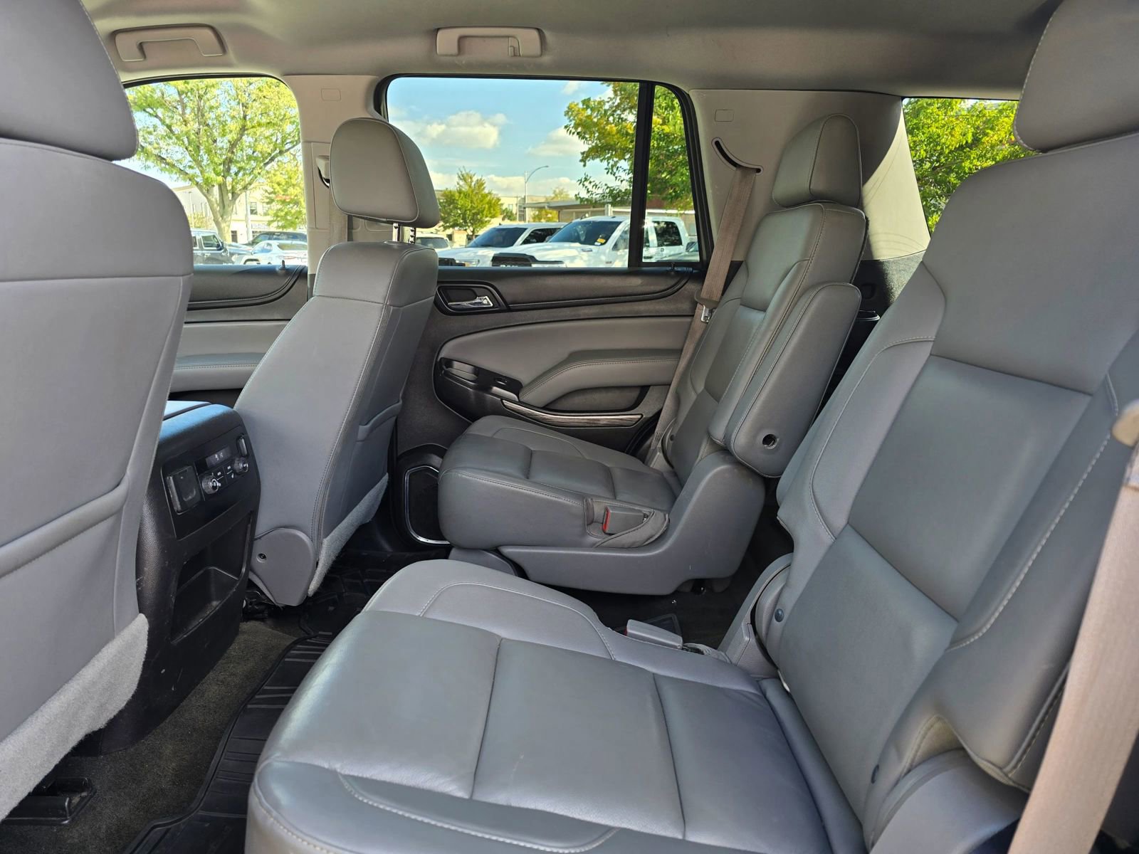 Used 2016 Chevrolet Tahoe LT w/ Luxury Package image 16