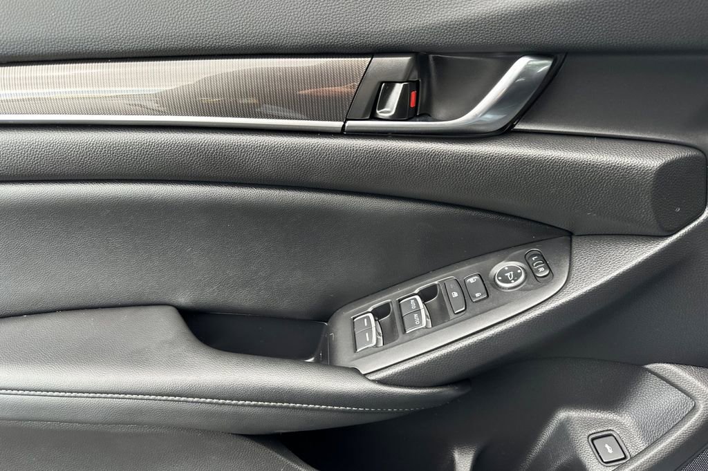 Used 2022 Honda Accord Sport image 11