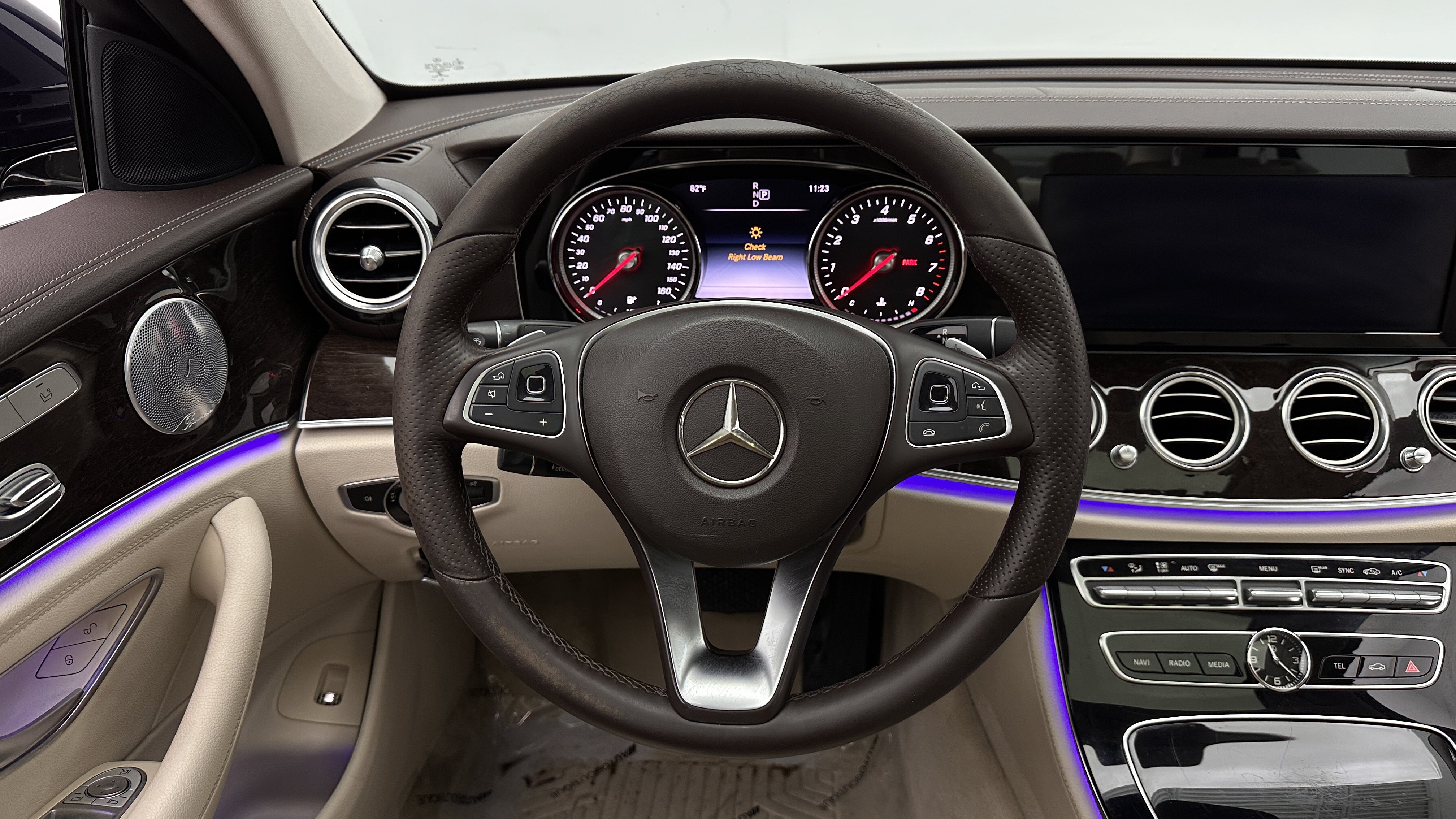Used 2017 Mercedes-Benz E 300 image 23