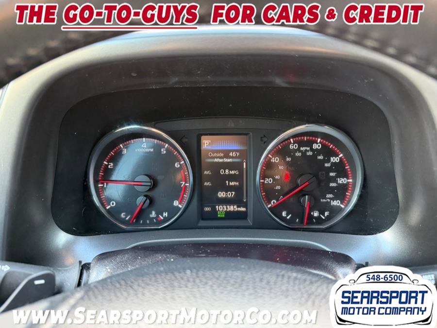 Used 2018 Toyota RAV4 SE image 10