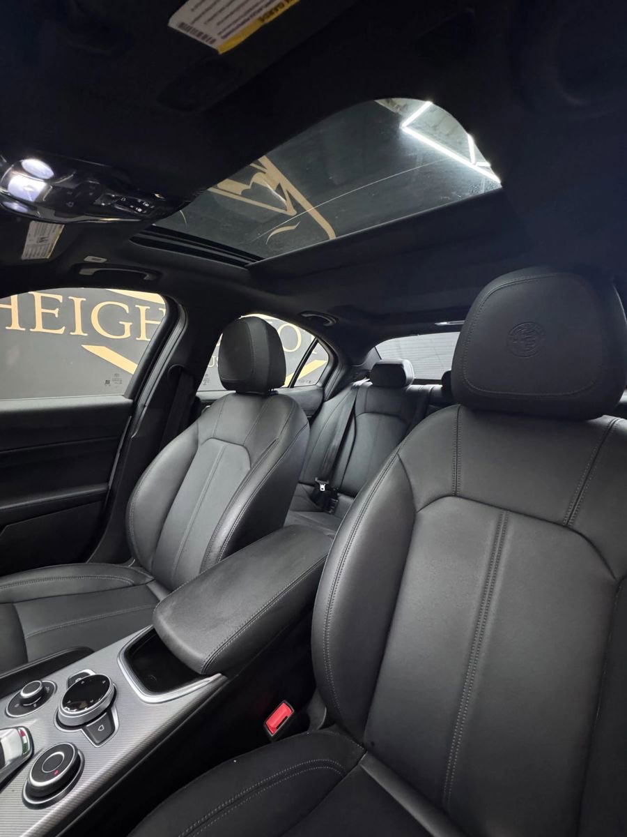 Used 2024 Alfa Romeo Giulia Ti RWD image 6