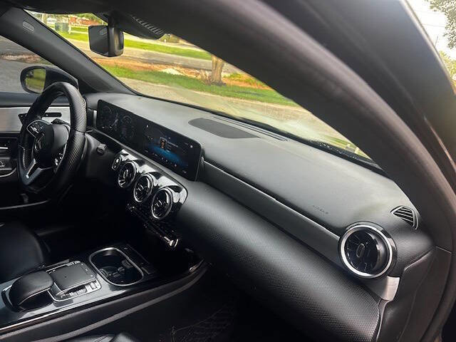 Used 2019 Mercedes-Benz A 220 4MATIC w/ Premium Package image 15