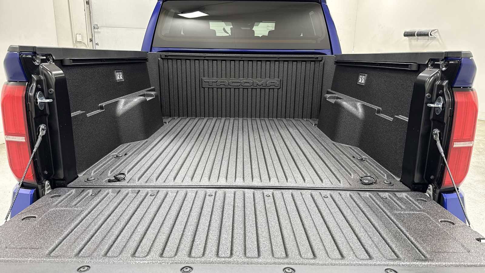 New 2025 Toyota Tacoma SR5 image 28