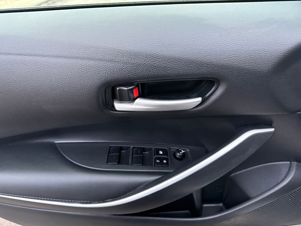 Used 2021 Toyota Corolla SE w/ Carpet Mat Package (TMS) image 19