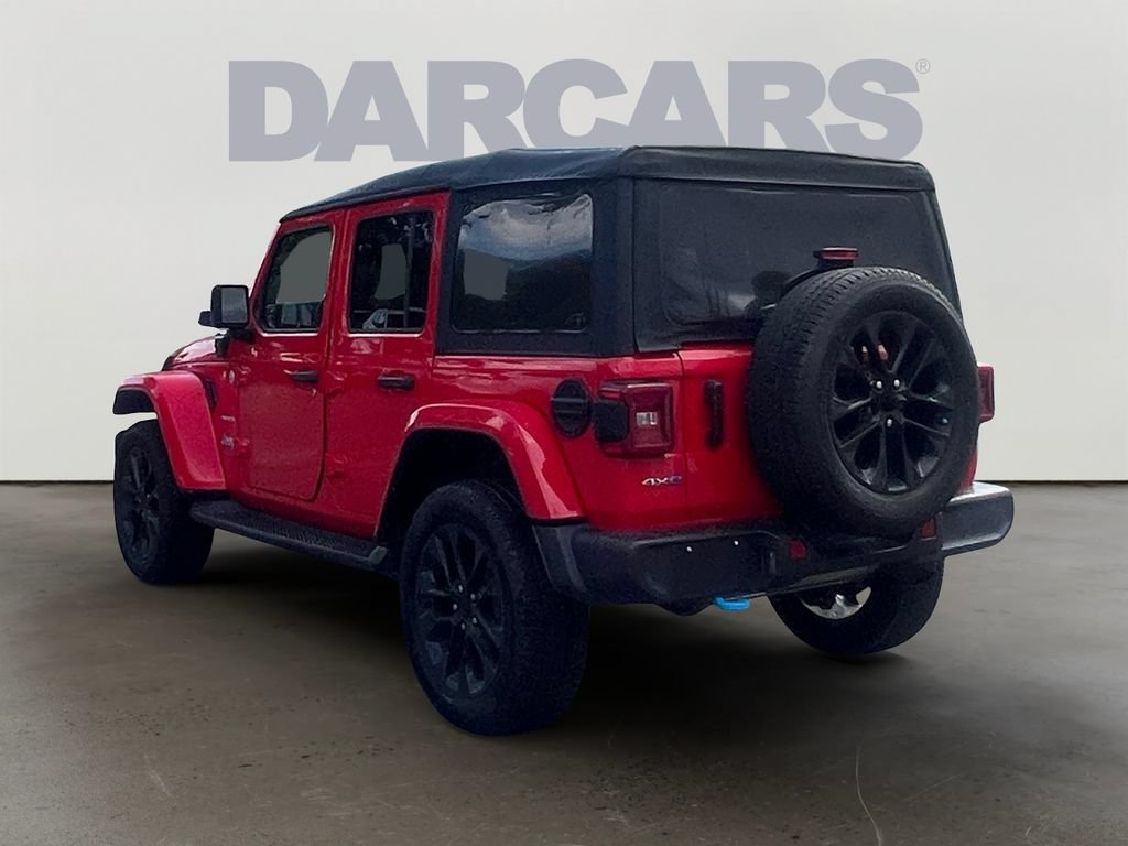 Used 2023 Jeep Wrangler Unlimited Sahara w/ Cold Weather Group AWD/4WD image 5