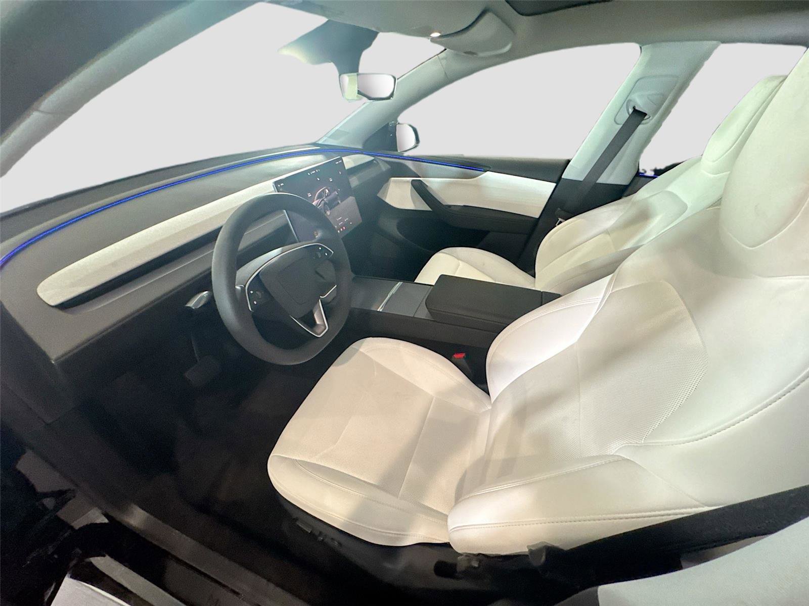 Used 2026 Tesla Model Y Long Range image 11