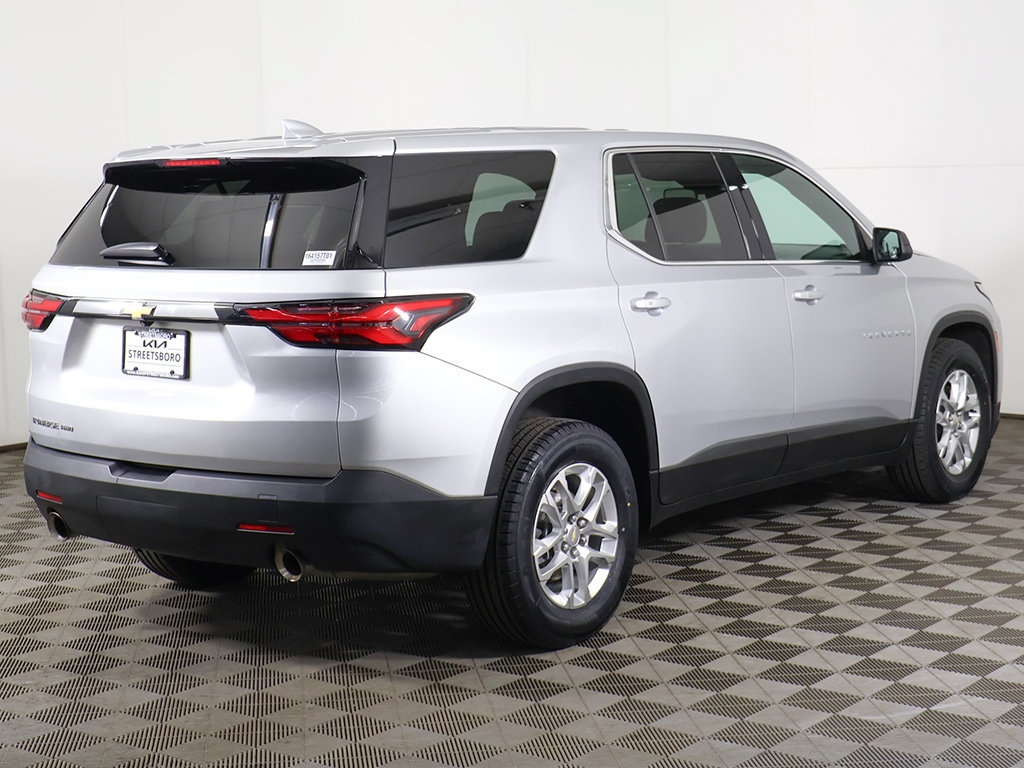 Used 2022 Chevrolet Traverse LS AWD/4WD image 10
