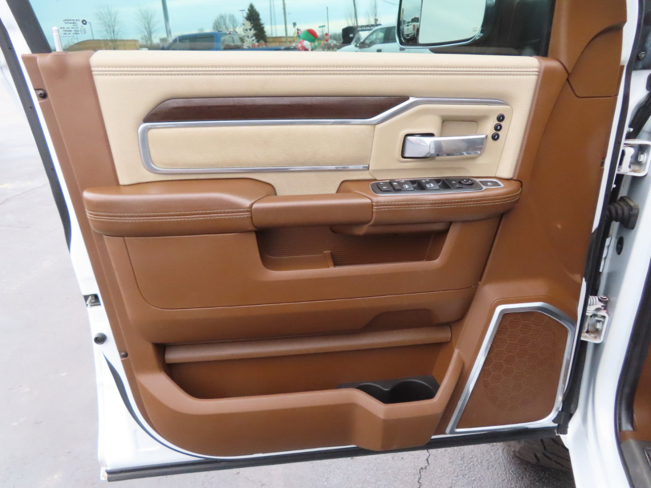 Used 2022 RAM 2500 Laramie image 28