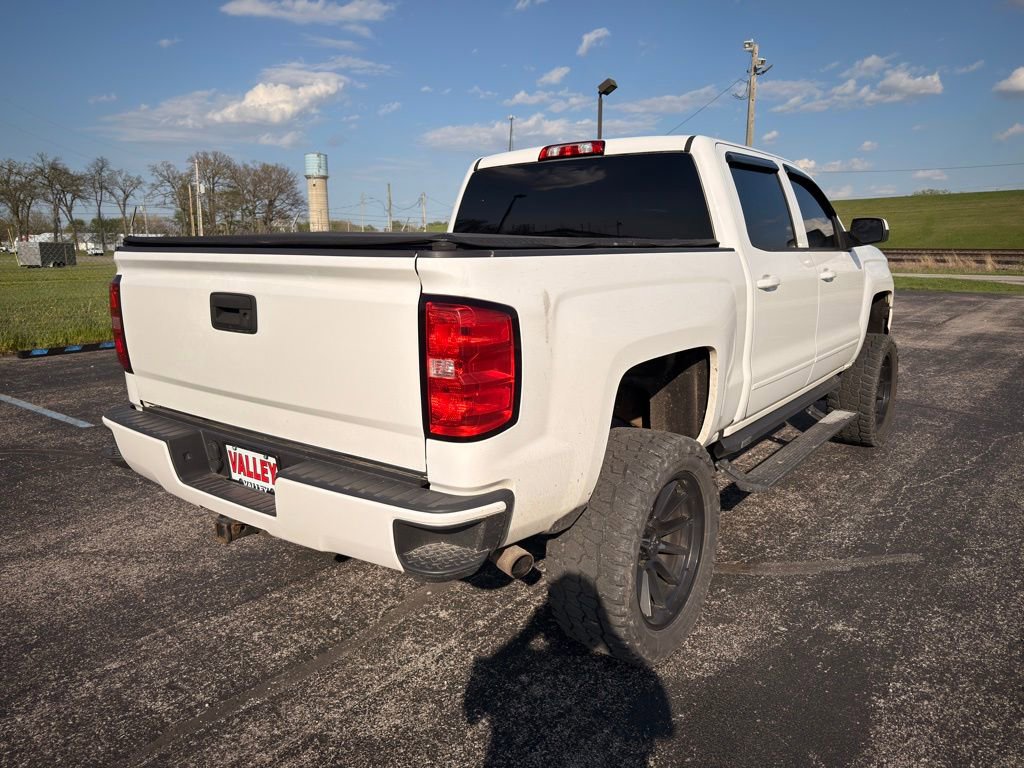 Used 2018 Chevrolet Silverado 1500 LT w/ All Star Edition AWD/4WD image 7