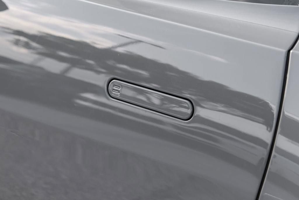 Used 2020 Aston Martin V8 Vantage Coupe RWD image 37