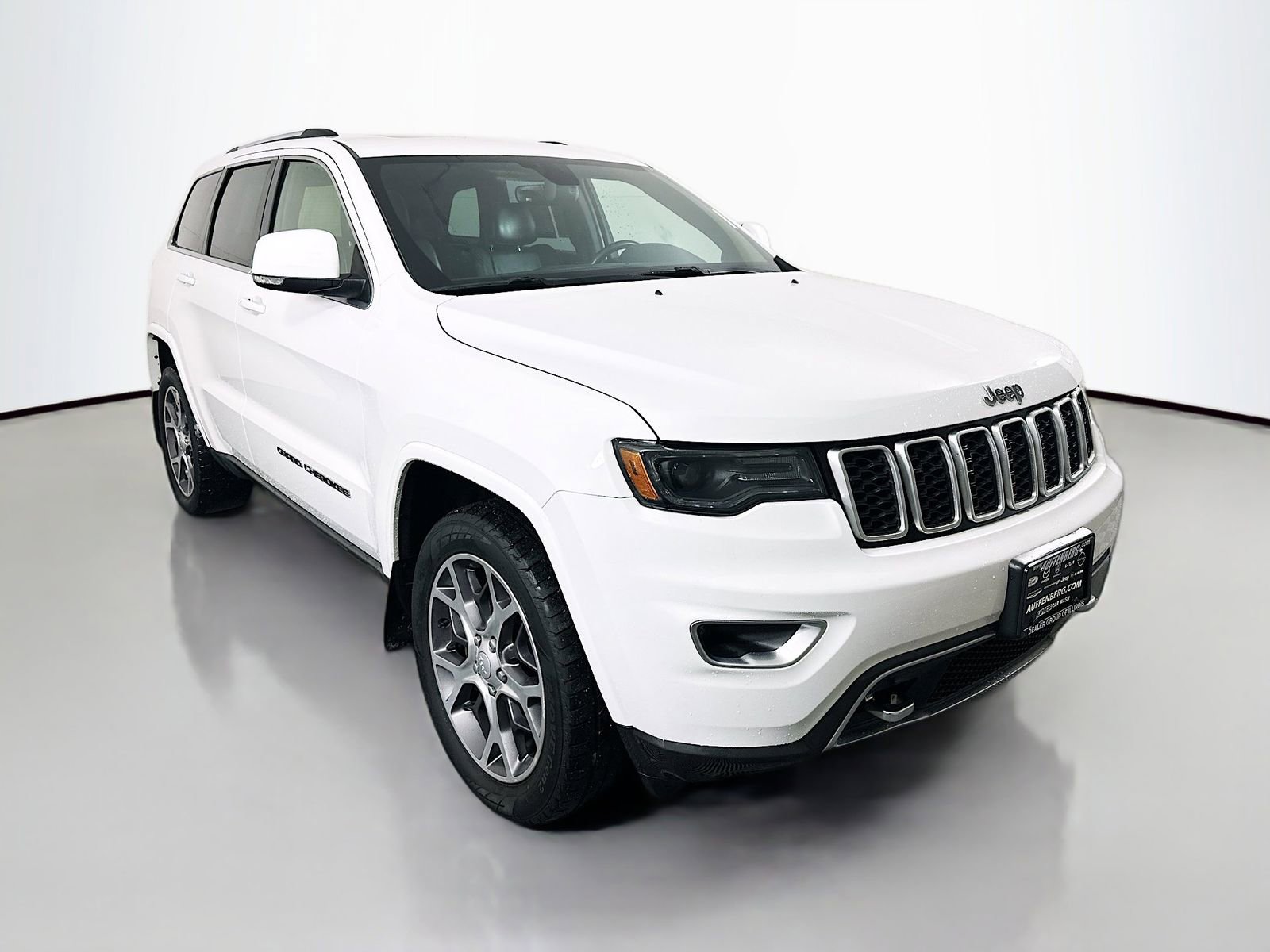Used 2018 Jeep Grand Cherokee Limited AWD/4WD video 1