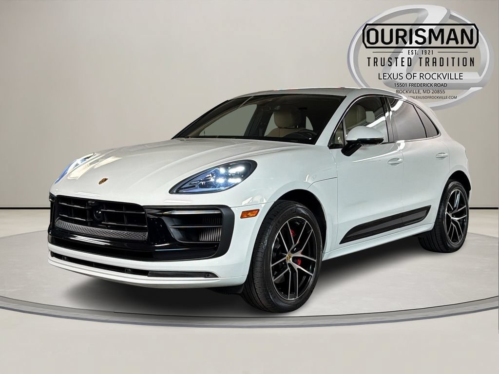 Used 2024 Porsche Macan S AWD/4WD image 2