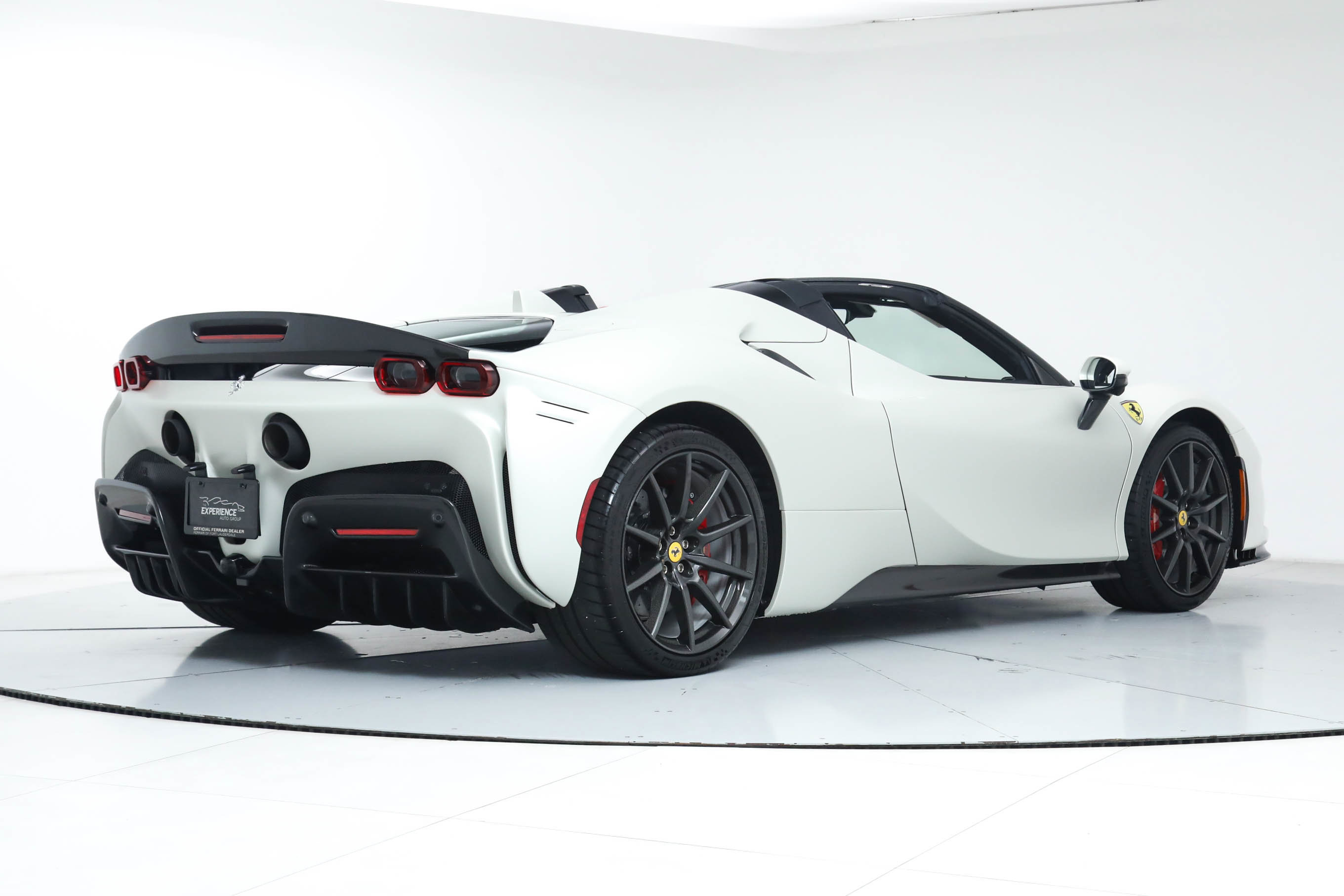 Certified 2025 Ferrari SF90 Spider AWD/4WD image 3