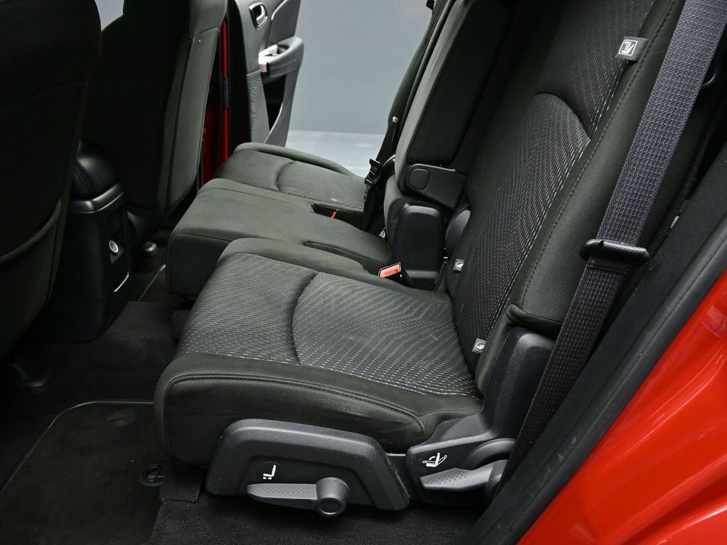 Used 2019 Dodge Journey SE w/ Connectivity Group image 18