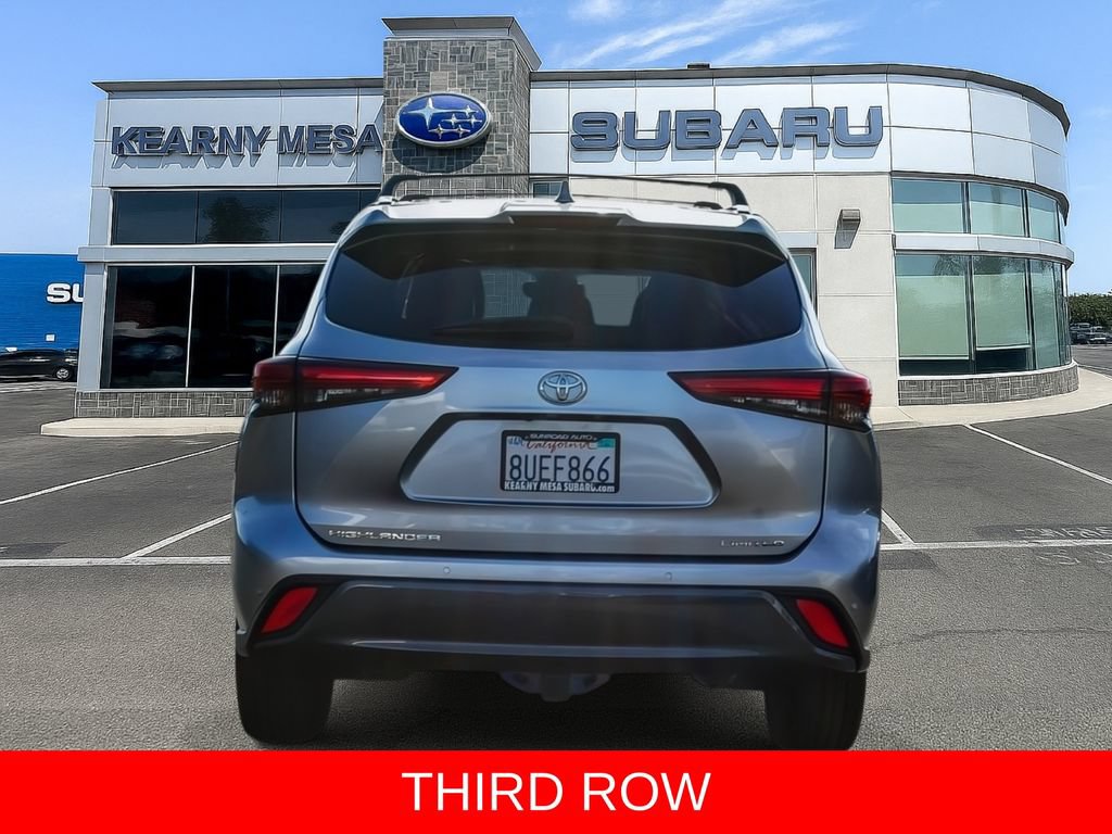 Used 2021 Toyota Highlander Limited FWD image 5
