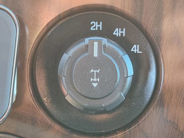 Used 2016 Ford F350 Lariat w/ Chrome Package image 24