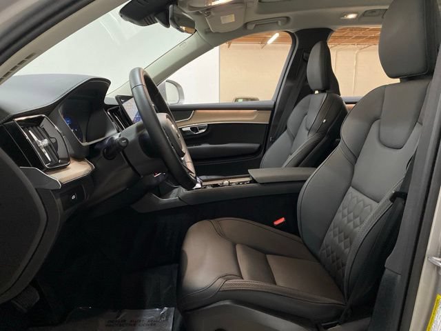 Used 2025 Volvo XC90 B6 Plus AWD/4WD image 69