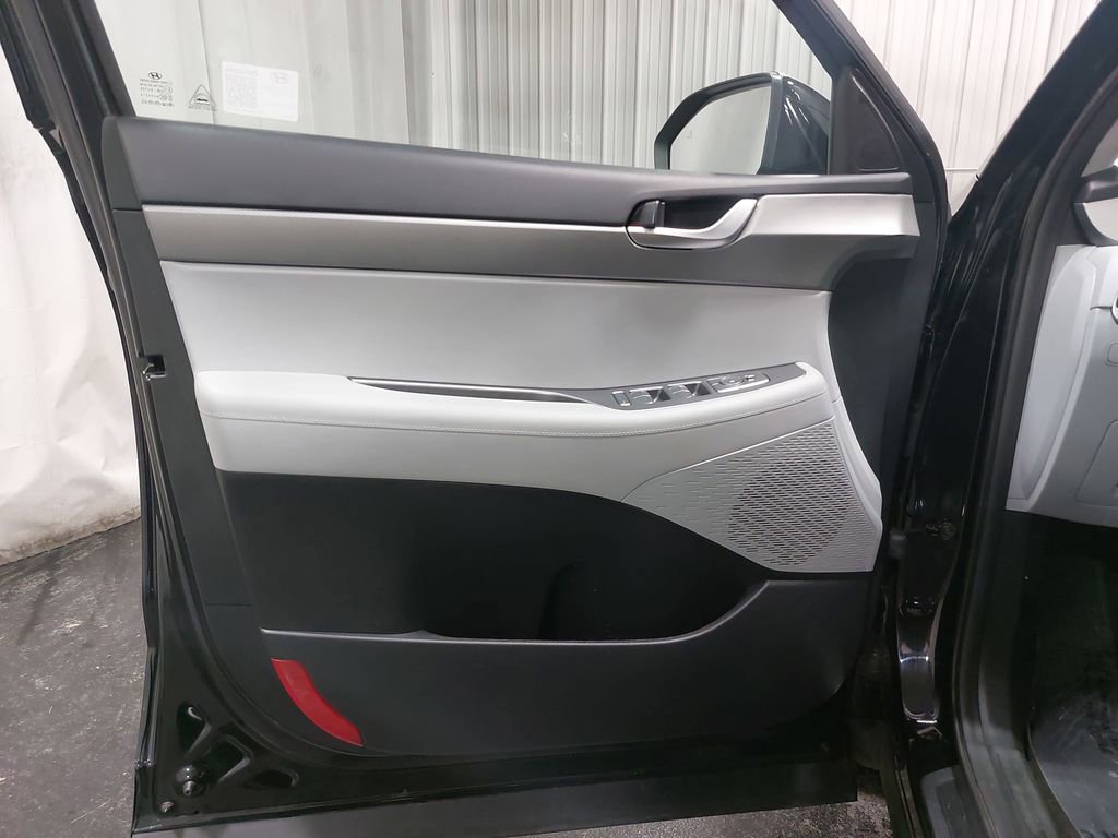 Used 2025 Hyundai Palisade SEL image 30