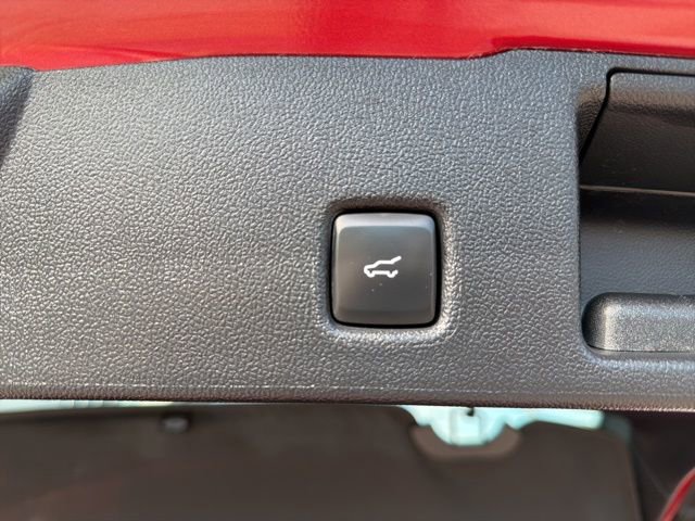 Certified 2024 Ford Escape ST-Line Elite AWD/4WD image 13
