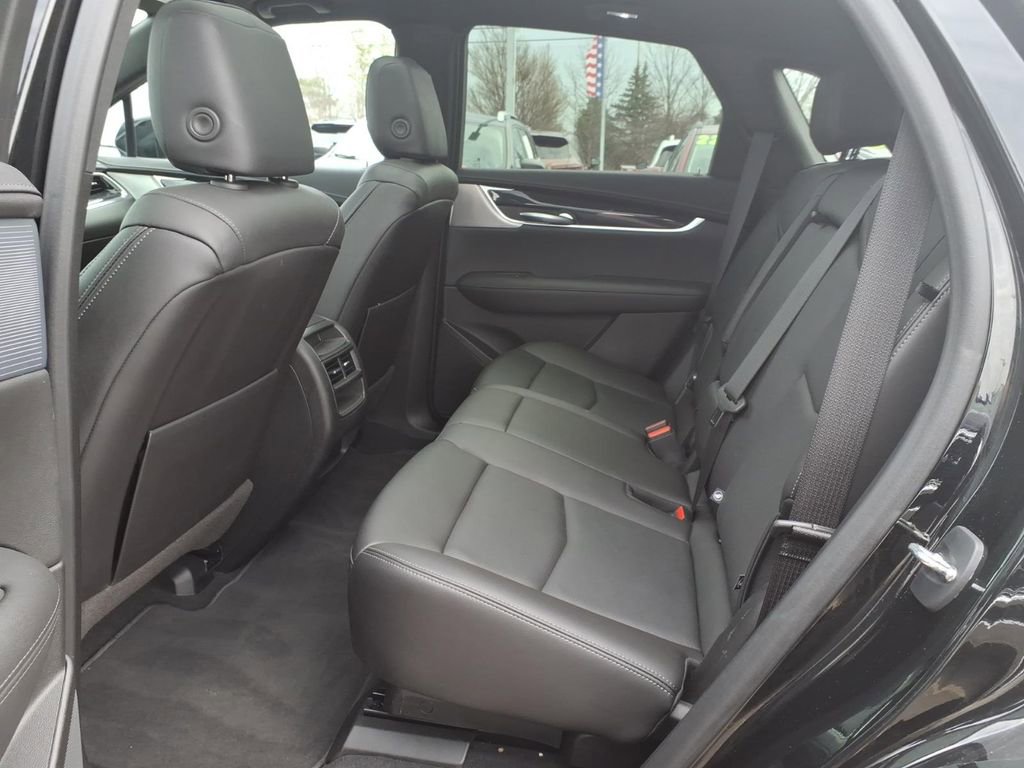 Used 2023 Cadillac XT5 Premium Luxury image 9