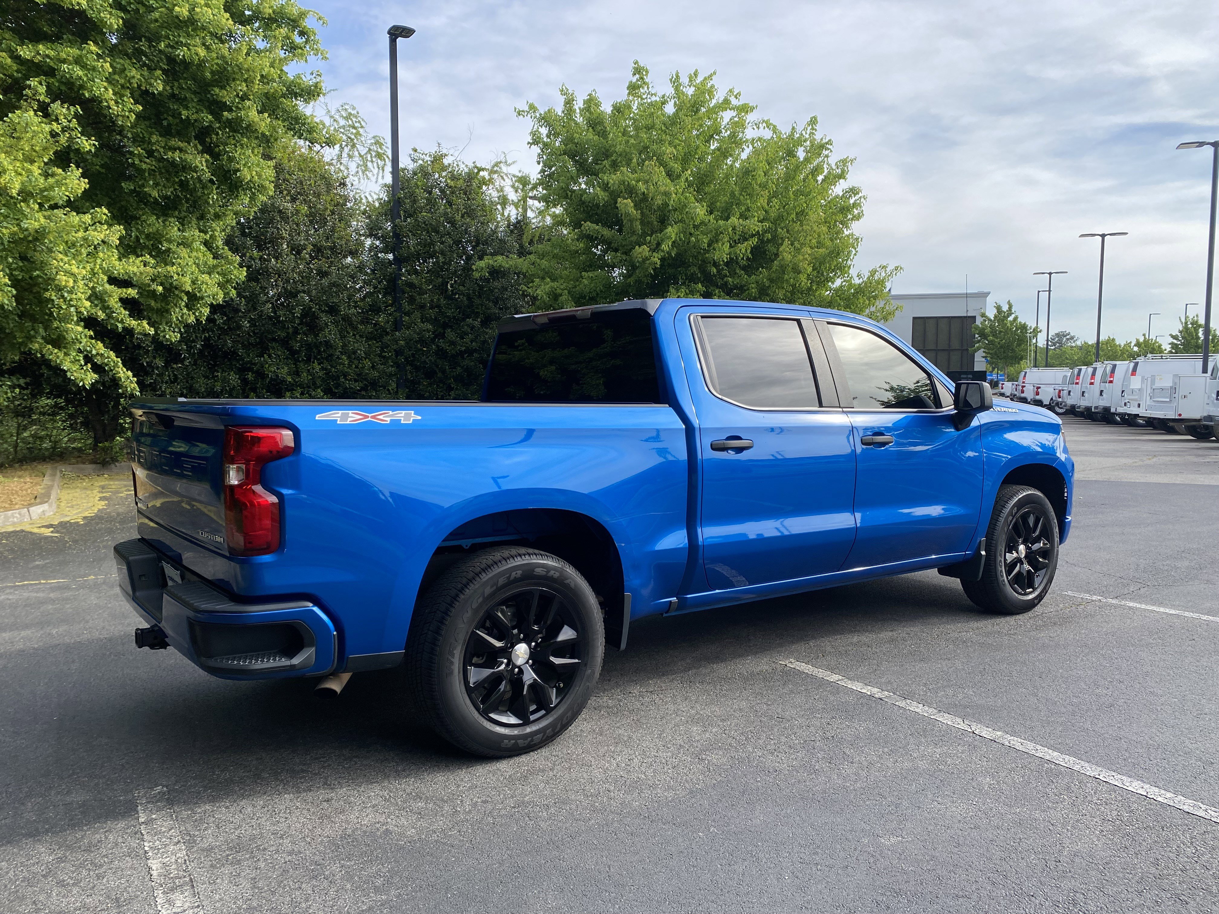 Used 2022 Chevrolet Silverado 1500 Custom image 9